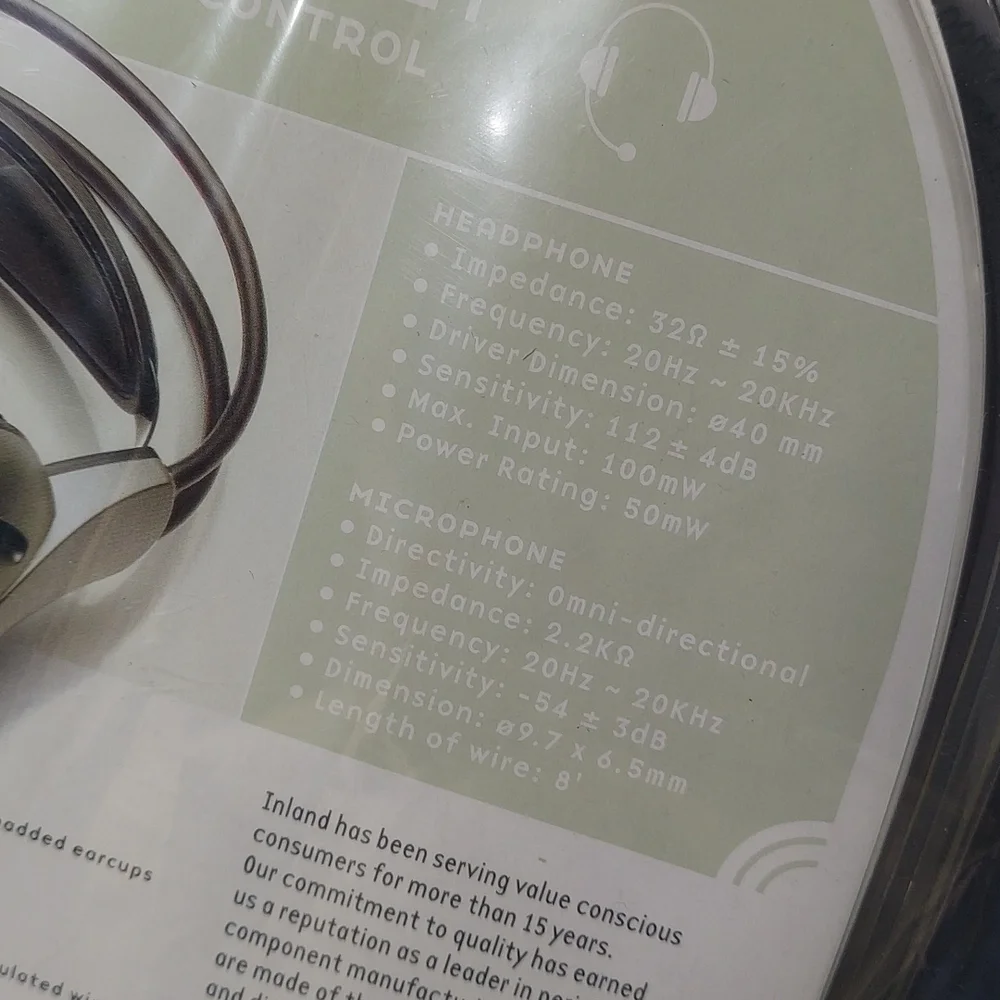 NWT Stereo Headset w/Microphone by Inland